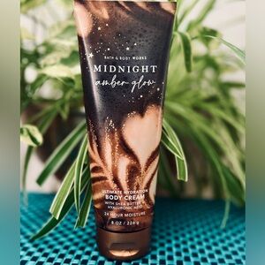 Bath & Body Works Midnight Amber Glow Body Cream 8oz NEW Shea Hyaluronic